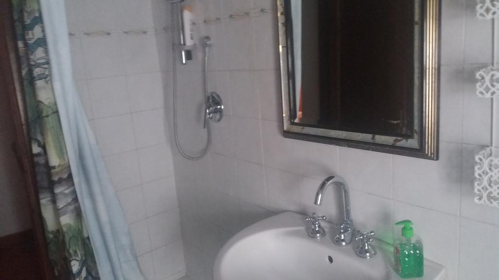 Bed and Breakfast Azzurre Beb Laterina Exterior foto